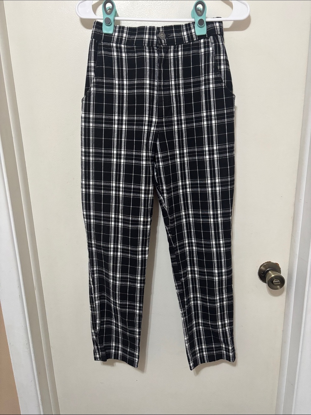 Black & White Plaid women’s Pants